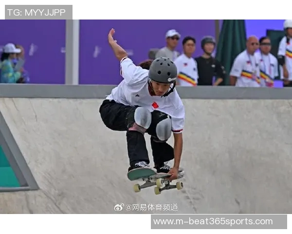 运动滑板专题聚焦北京滑板队的默契配合与团队精神探索